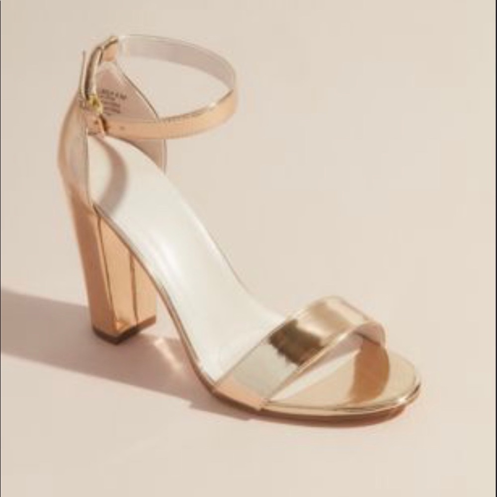 David’s Bridal Arya shoe